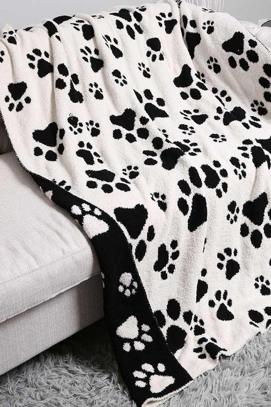 PAW PATTERENED REVERSIBLE BLANKET