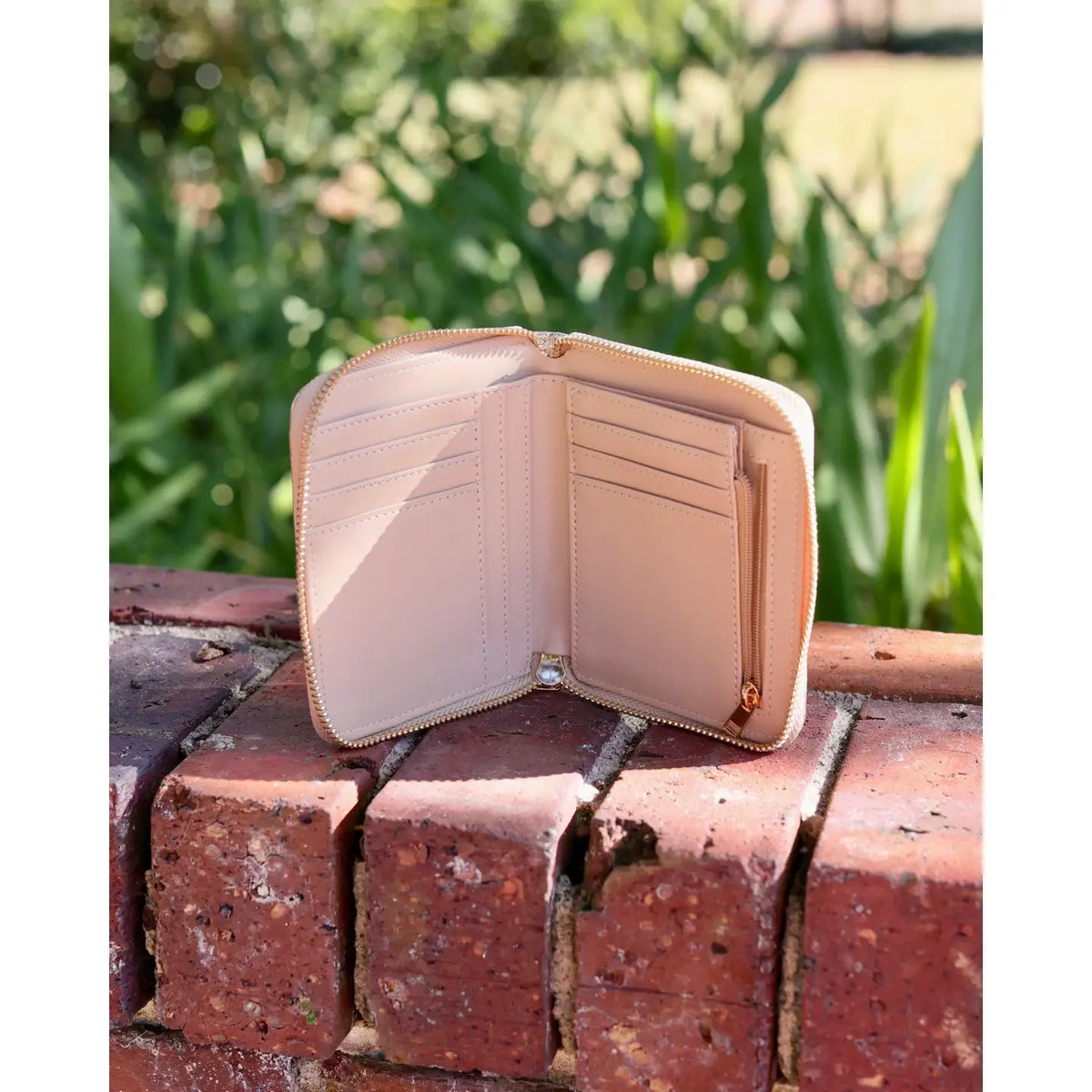 BLAKELY WALLET- CHAMPAGNE POP