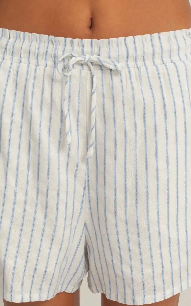 BEACH ESSENTIAL SHORTS