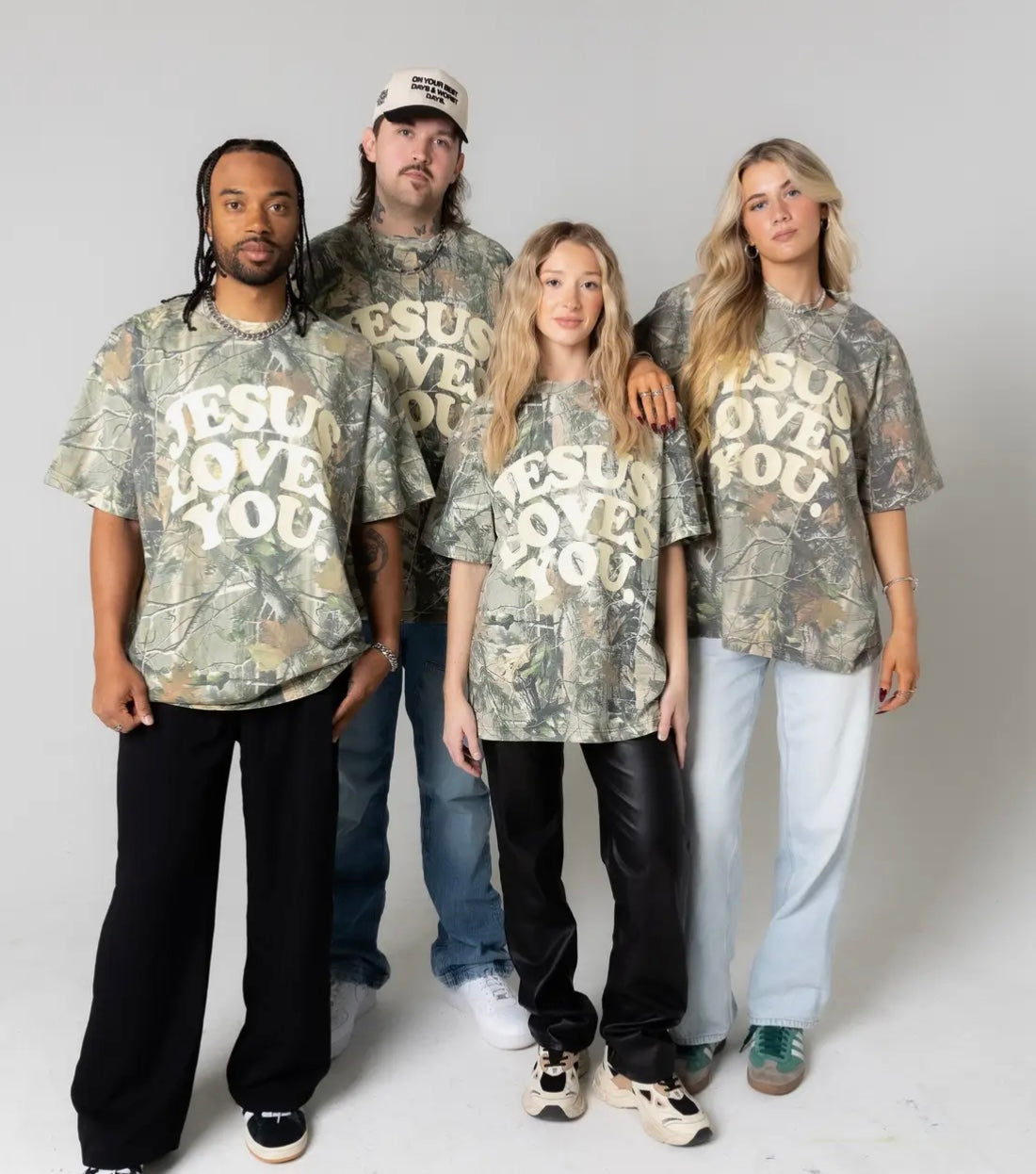 UNISEX JESUS LOVE YOU CAMO TOP