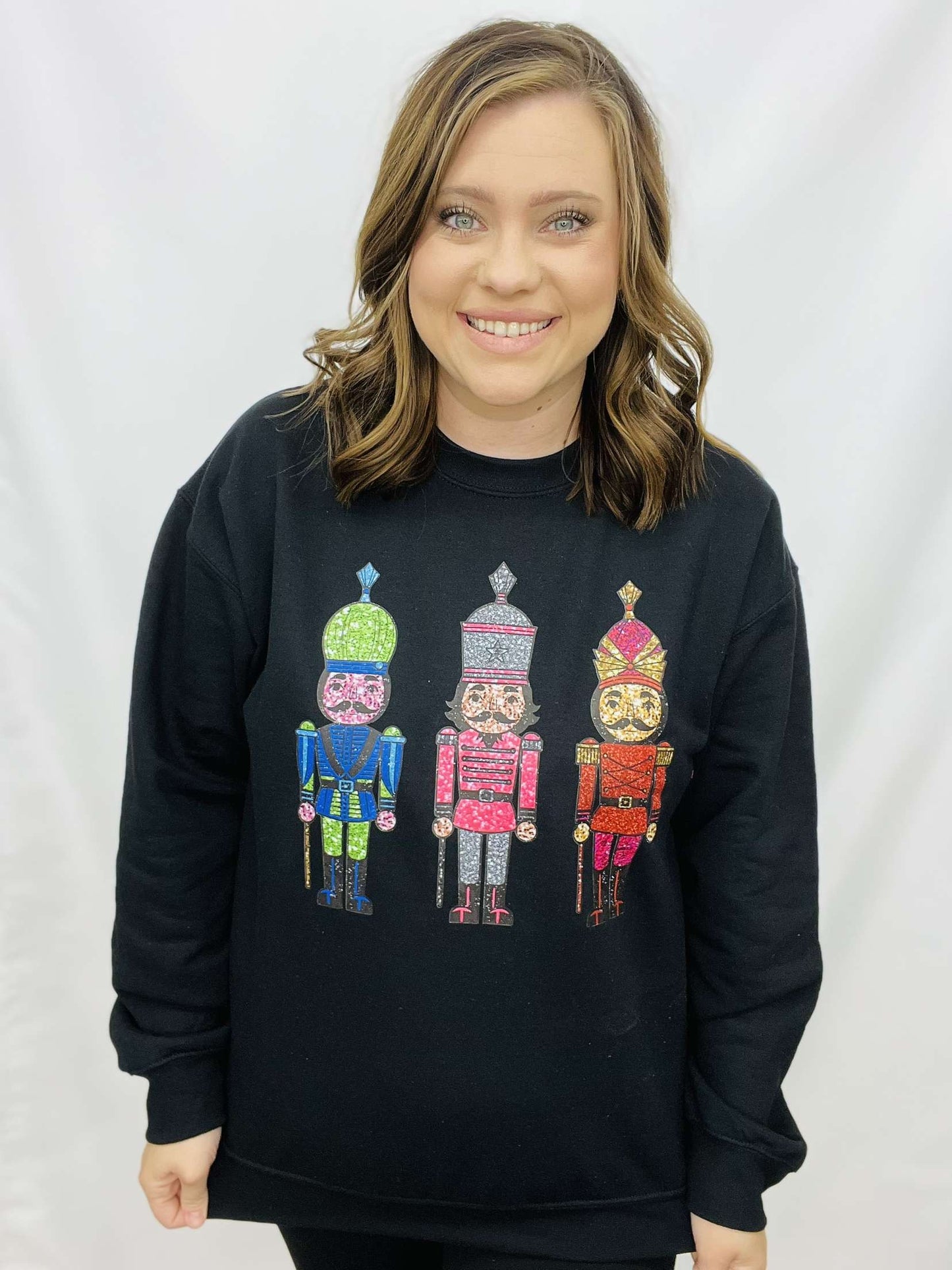 MERRY CHRISTMAS FLEECE GRAPHIC SWEATSHIRT