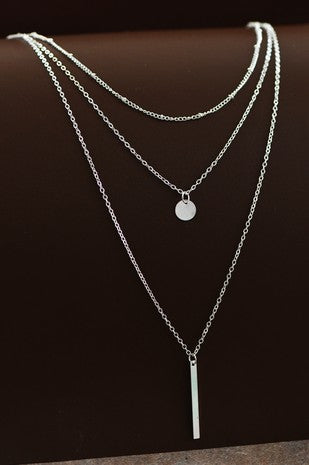 BAR PENDANT TRIPLE LAYERED NECKLACE