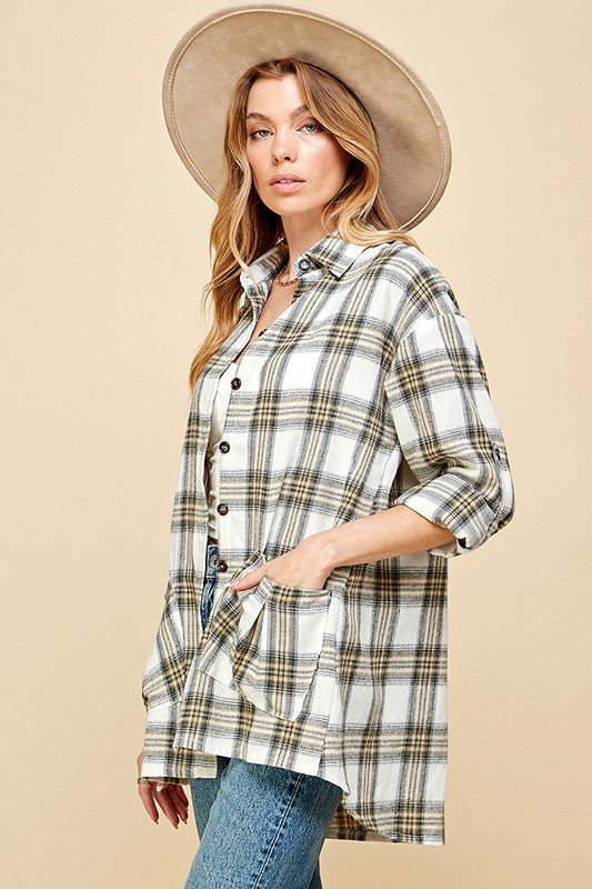 BLACK FRIDAY - PLAID BUTTON DOWN WITH POCKETS AND ROLL UP SLEEVES