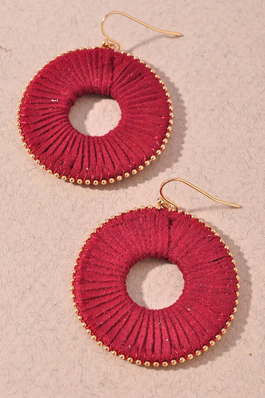 ROUND RAFFIA WRAPPED DANGLE EARRINGS