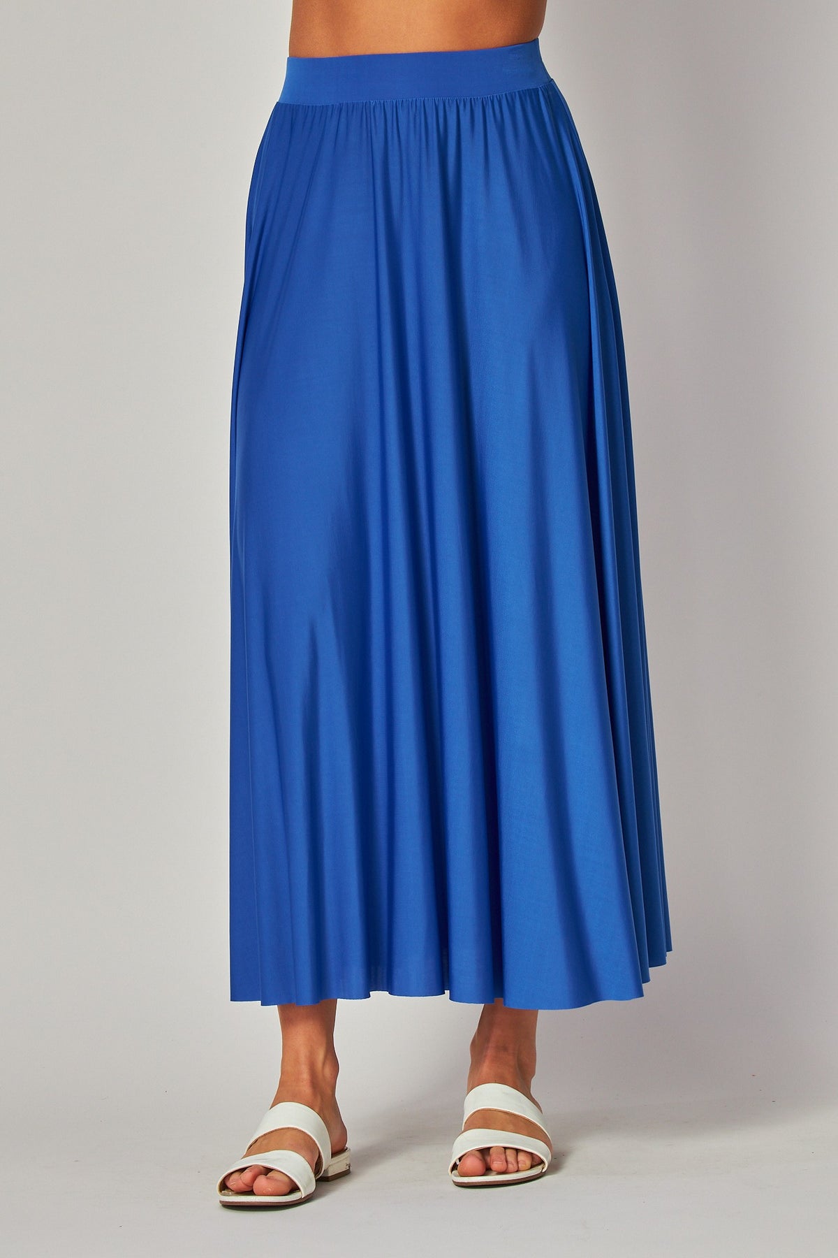 PASS ON BY SKIRT