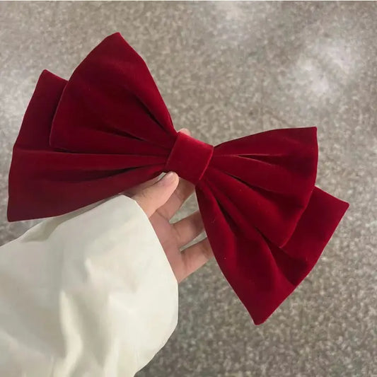 CHARMING VELVET BOWS