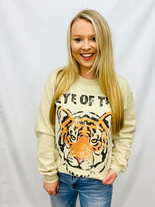 EYE OF THE TIGER GRAPHIC SWEATSHIRT