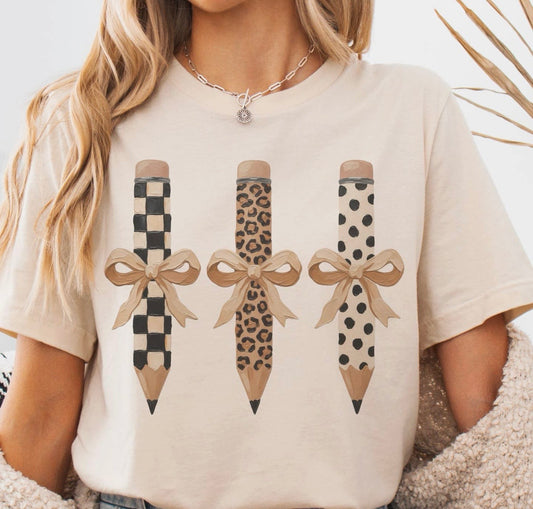 LEOPARD PENCIL GRAPHIC TEE