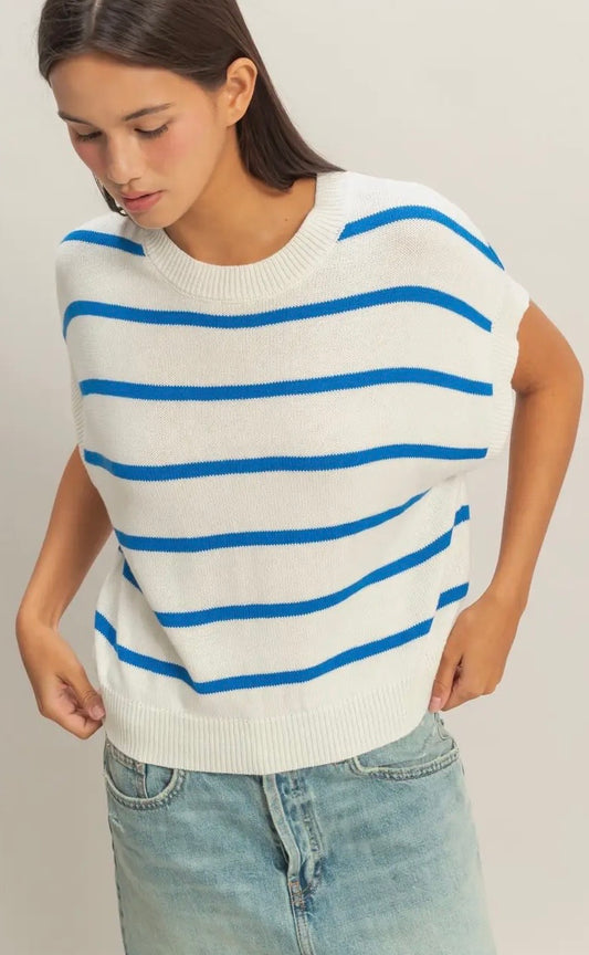 THE OCEAN BLUES TOP