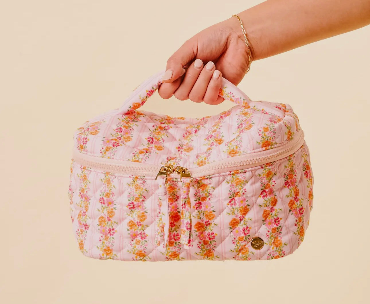 GLAM AND GO QUILTED COSMETIC BAG