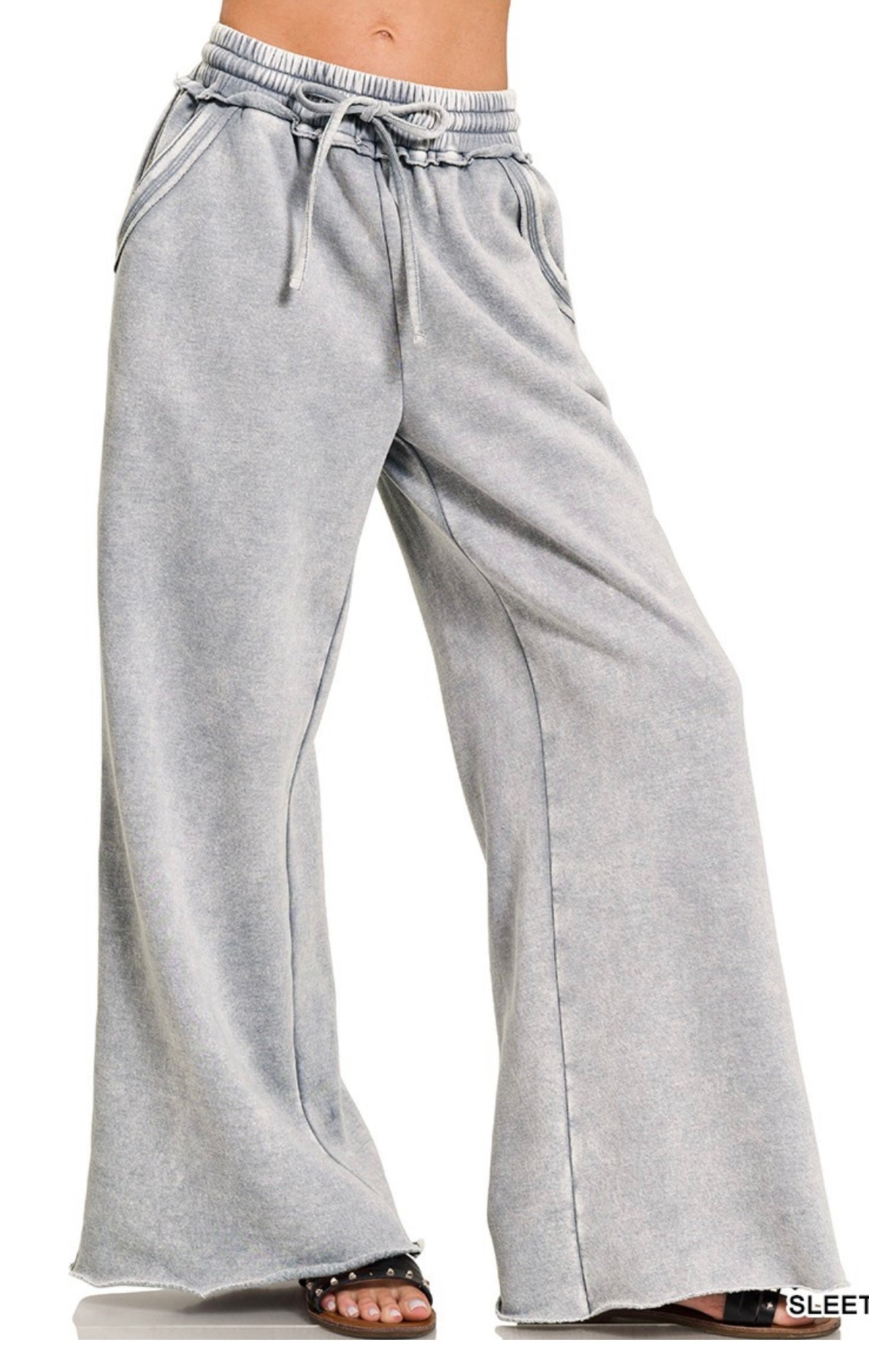 COMFORT OVER STYLE SWEATPANTS