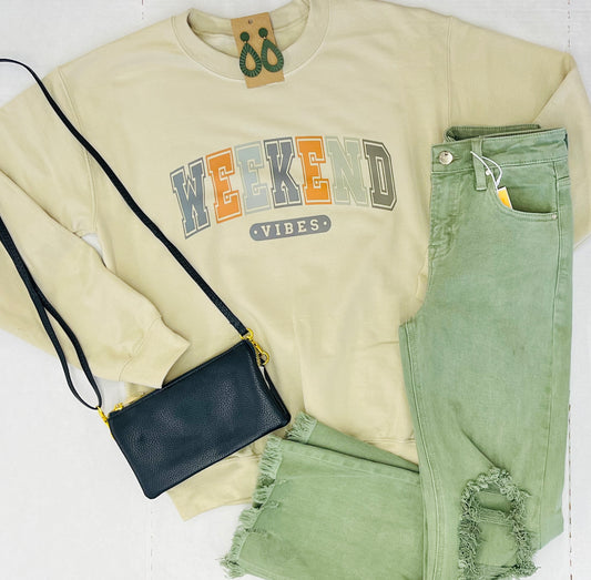 WEEKEND SEASON SWEATSHIRT