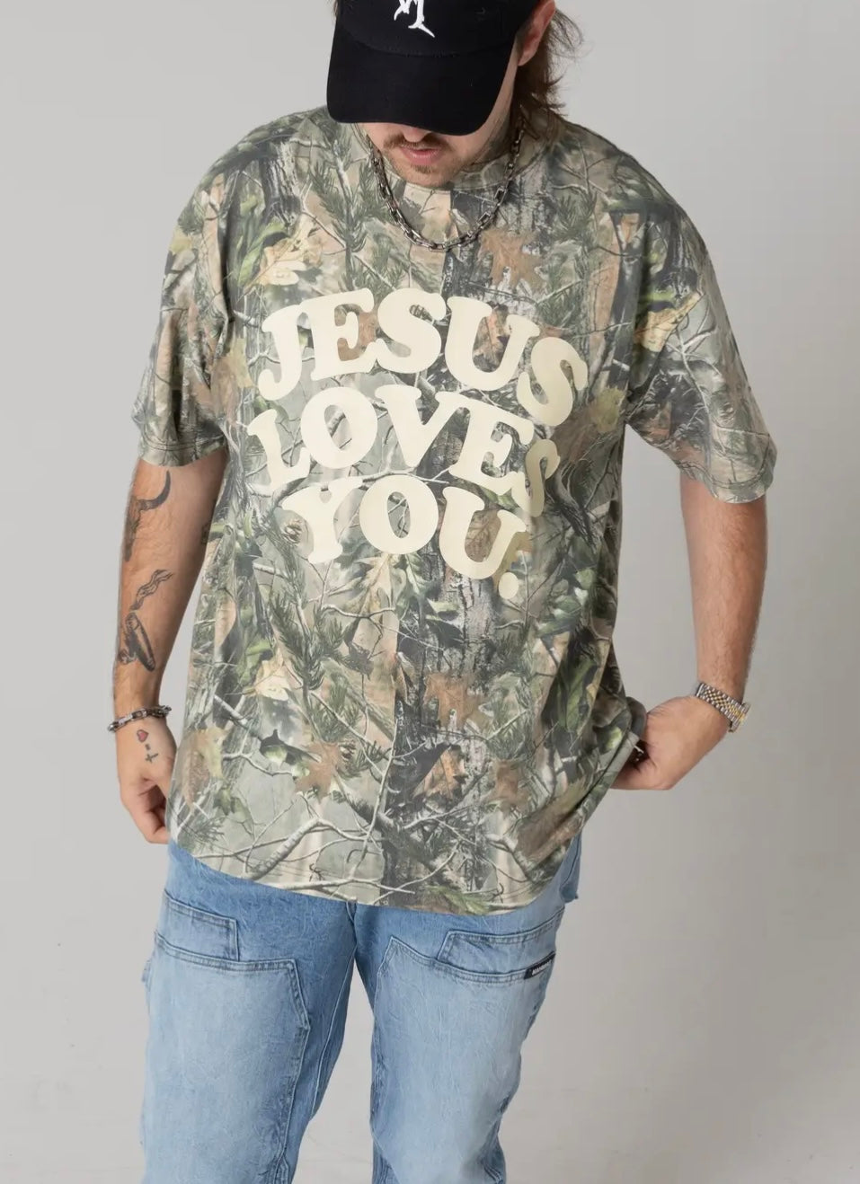 UNISEX JESUS LOVE YOU CAMO TOP