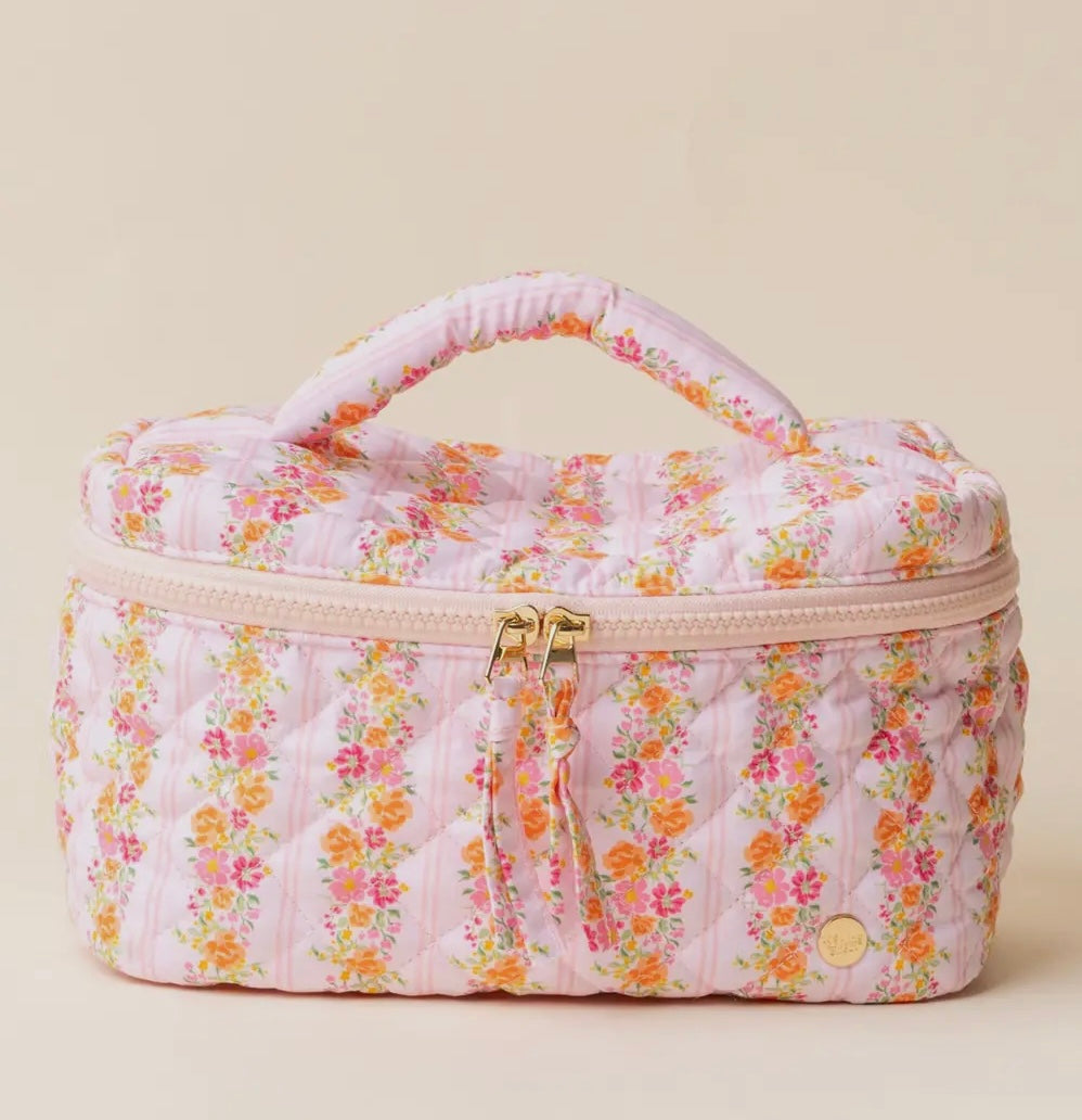 GLAM AND GO QUILTED COSMETIC BAG
