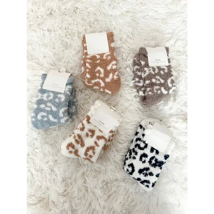 LEOPARD PRINT COMFY SOCKS