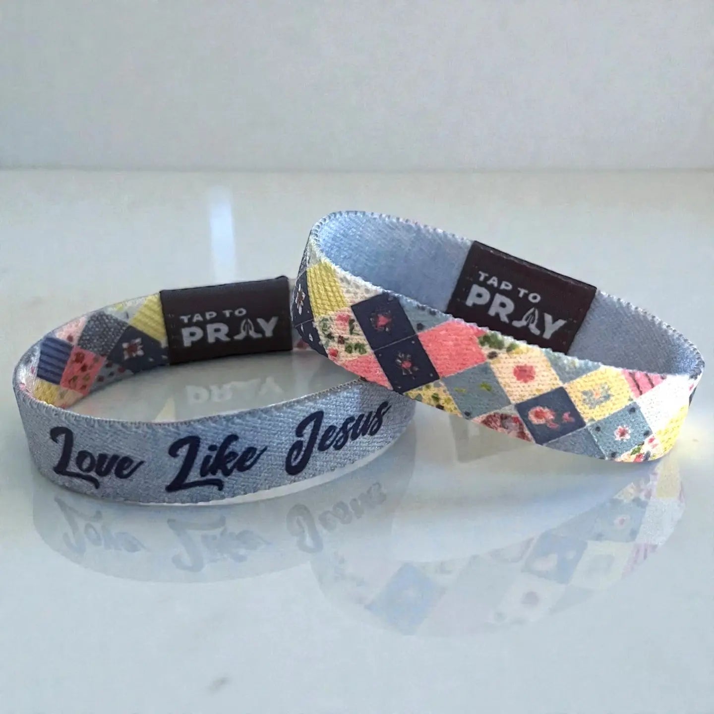 TAP TO PRAY WOMEN'S WRISTBANDS