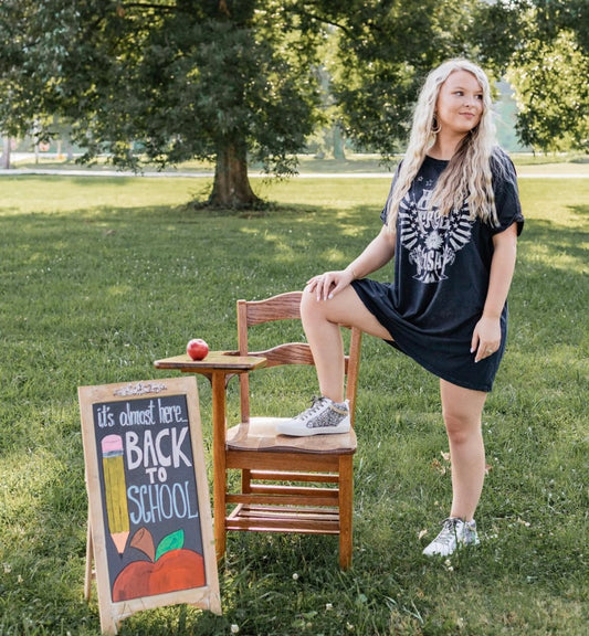 BORN FREE GRAPHIC DRESS