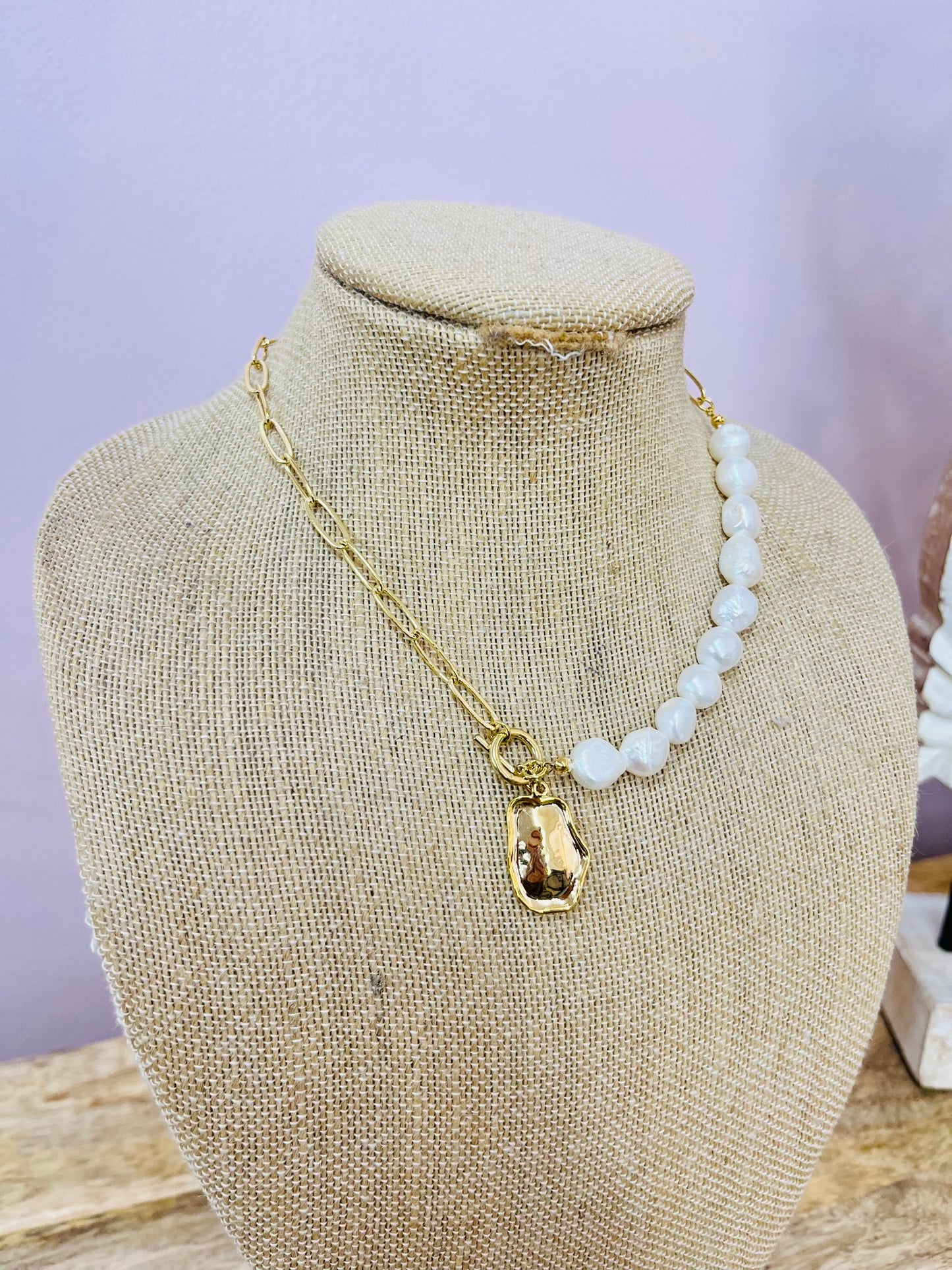 PEARL AND CHAIN LINK NECKLACE