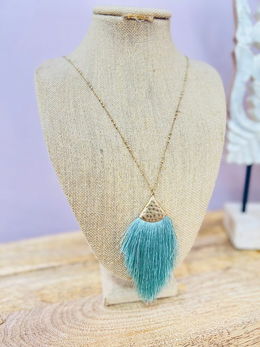 TASSEL LONG LENGTH NECKLACE