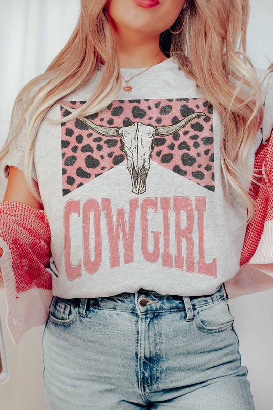 COWGIRL LONGHORN GRAPHIC TEE