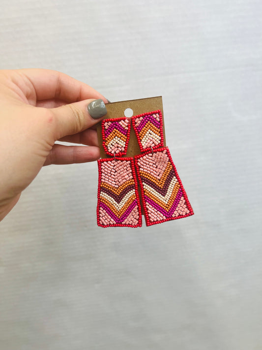 HOT PINK SEED BEAD DANGLE EARRING